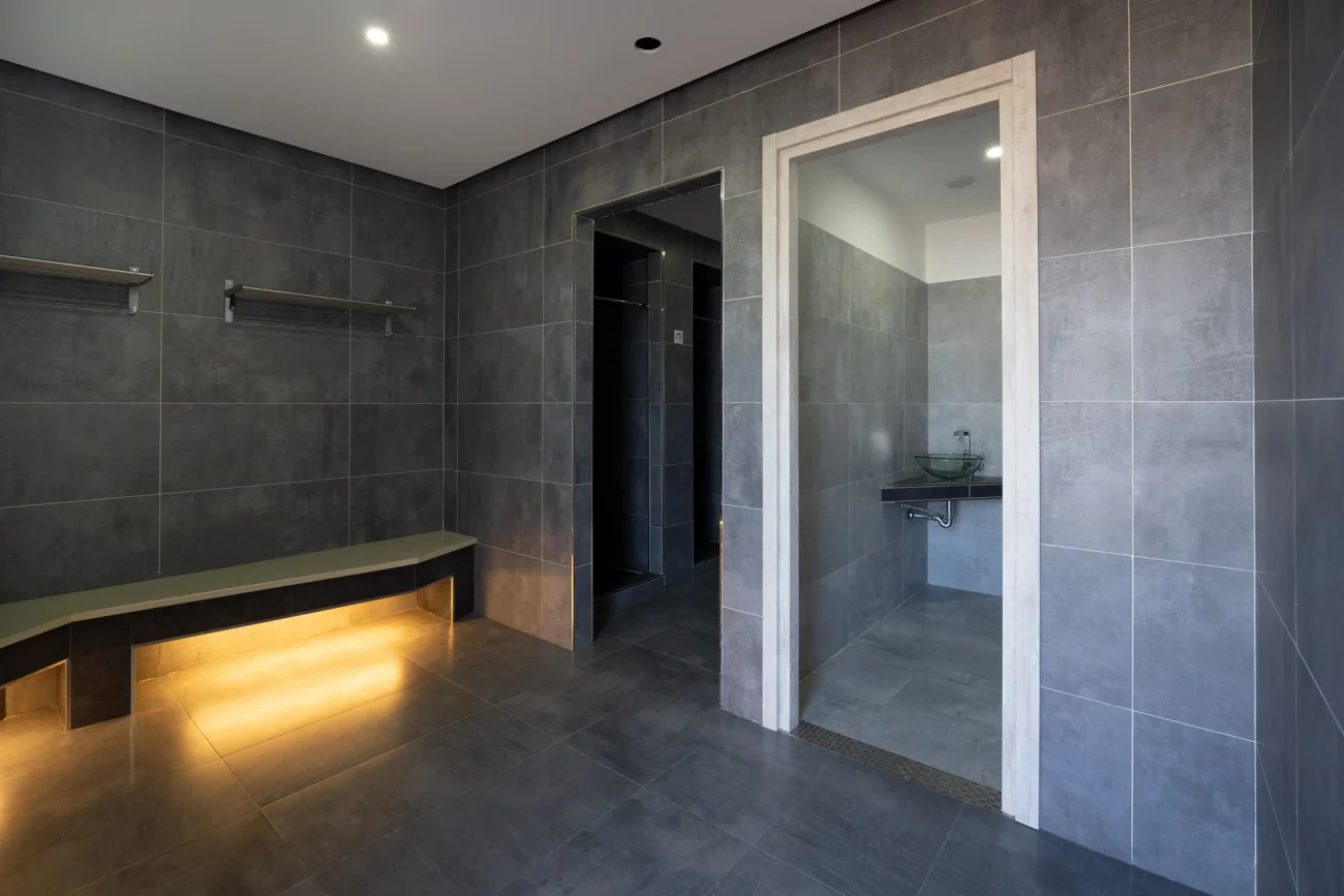 Palestra Okinawa Spogliatoi